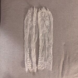 White Lace Bridal Sleeves / Gloves Boutique